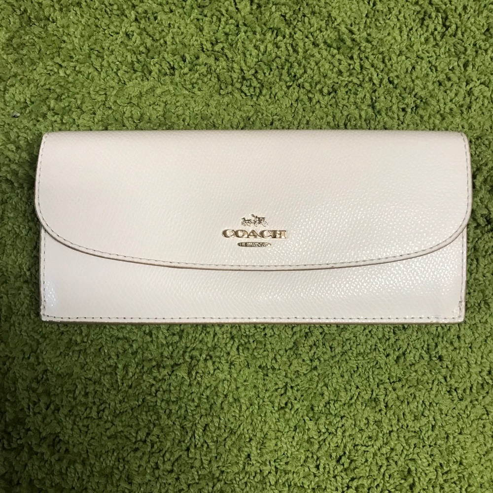 white coach wallet